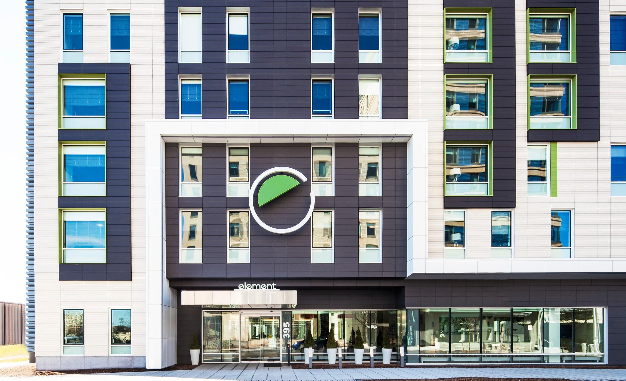 Отель Element Boston Seaport District Экстерьер фото